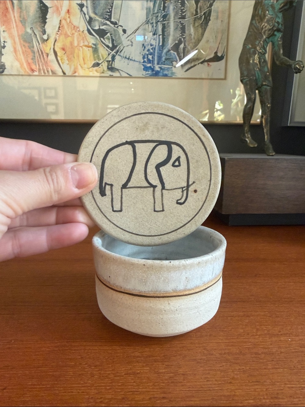 Handmade Ceramic Trinket Box with Elephant Lid - Beige Botswana pottery